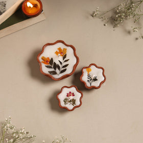 Sri aurobindo ashram clay diya with wax (set of 3) 07