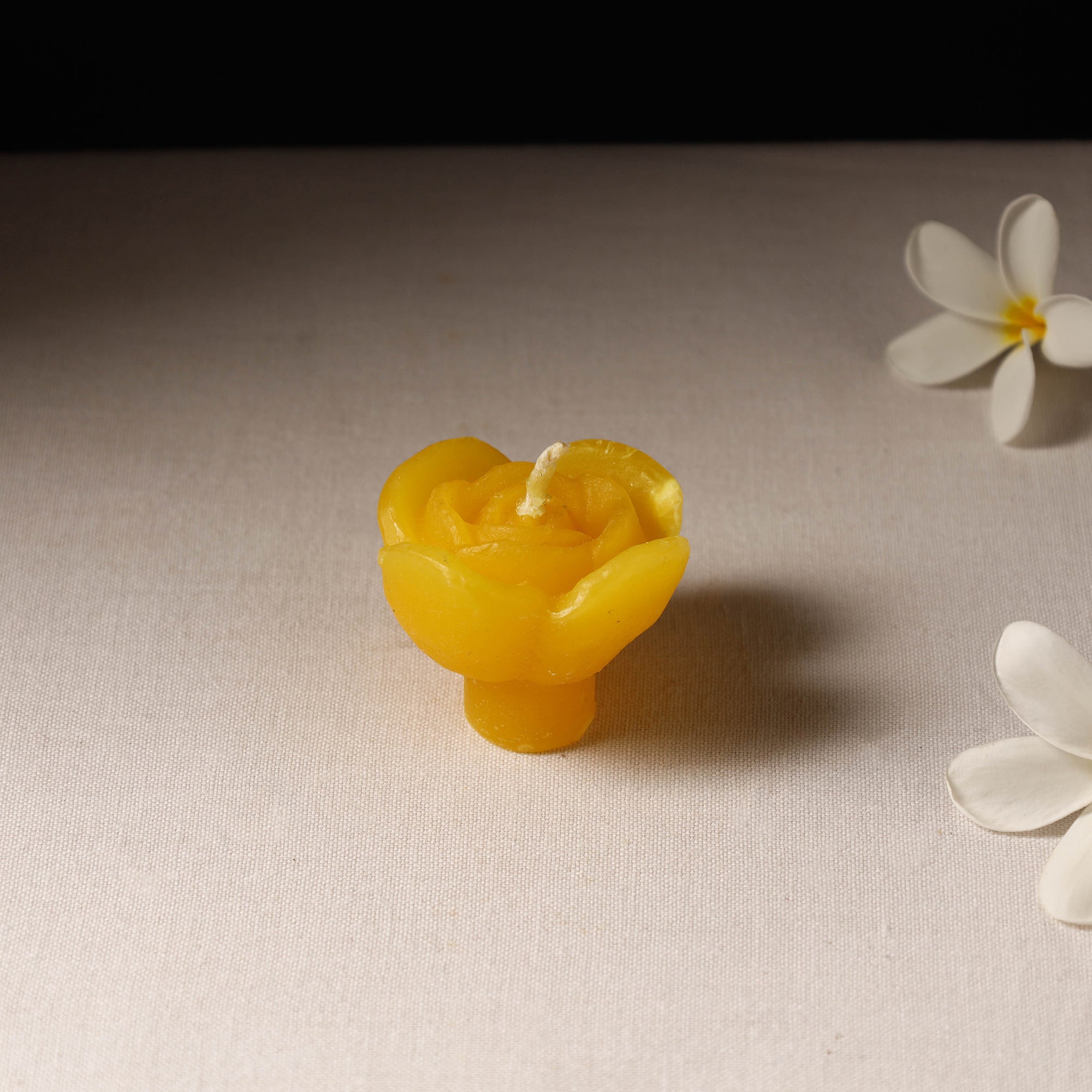  Sri Aurobindo Ashram - Floating Rose Candle (Assorted) 