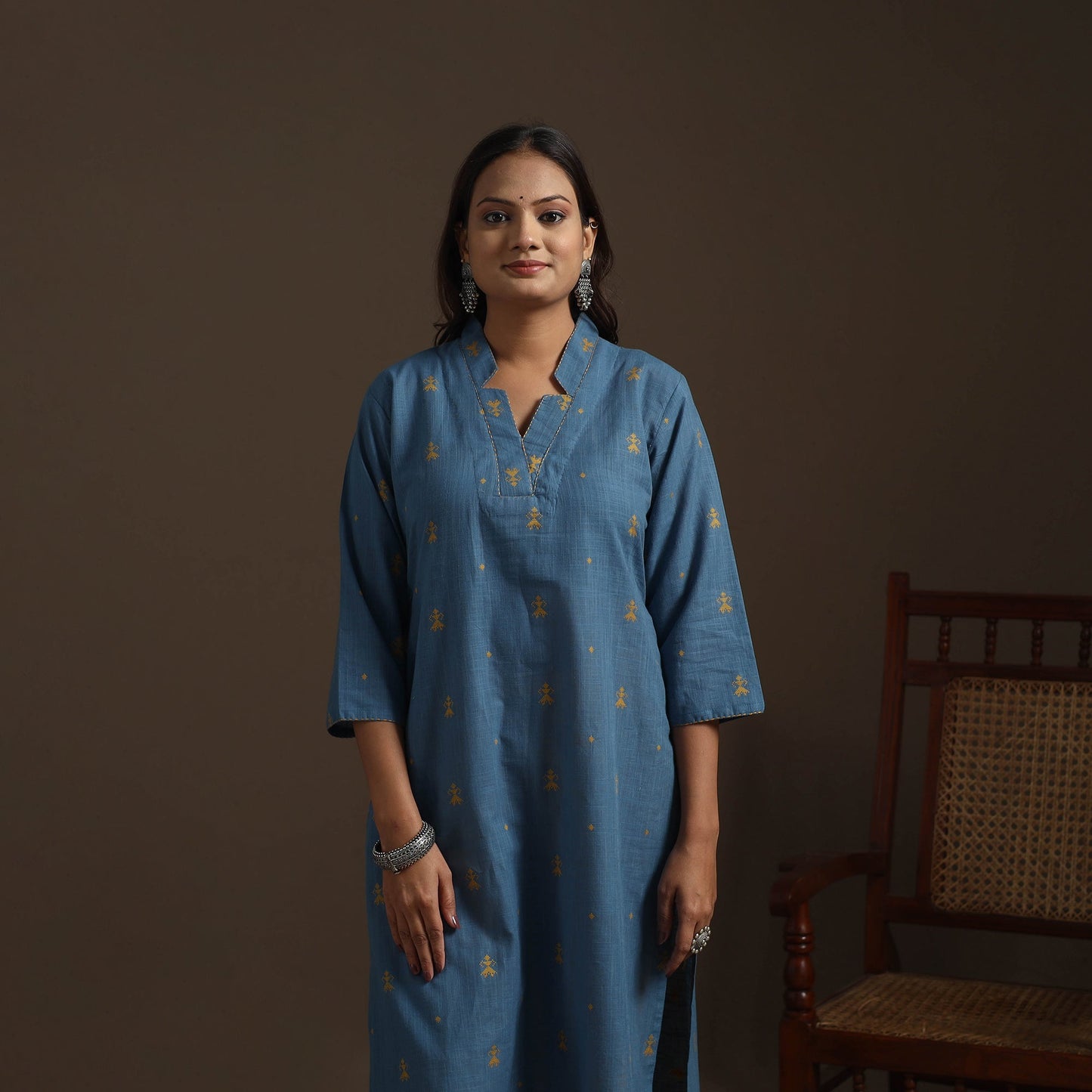 Straight cotton hand embroidered jacquard kurta for women