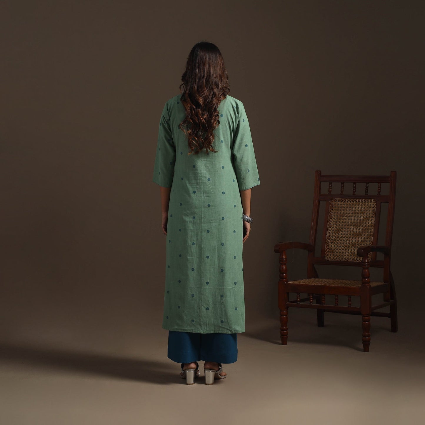 Straight cotton hand embroidered jacquard kurta for women