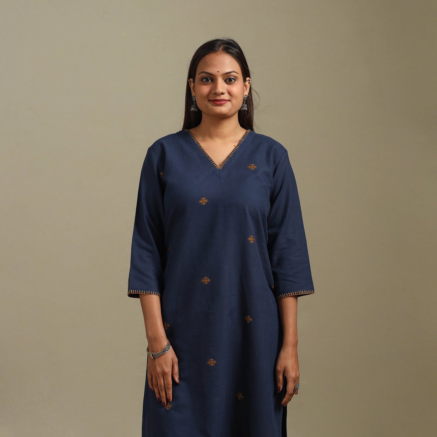 Straight cotton hand embroidered jamdani border thread buti