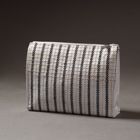  Taat Wool Thread Hand Embroidered Upcycled Travel Pouch 