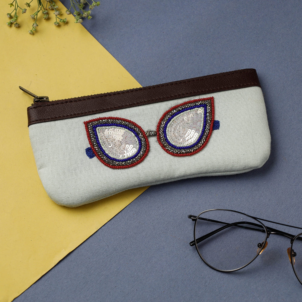  Girlboss - Grey Handcrafted Beadwork Cotton Spectacle Case