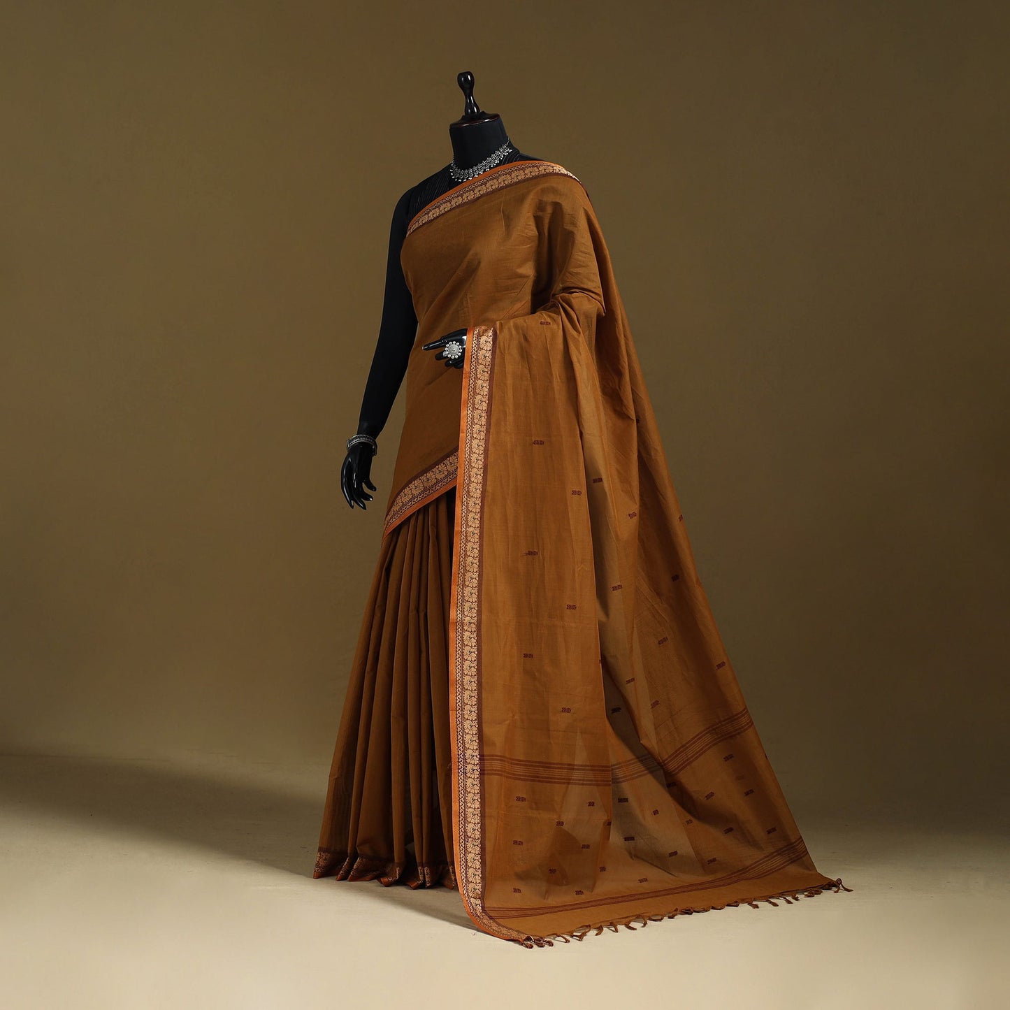 Thread buti cotton kanchipuram saree with border 58