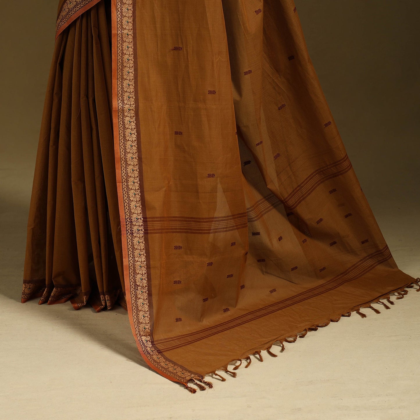 Thread buti cotton kanchipuram saree with border 58