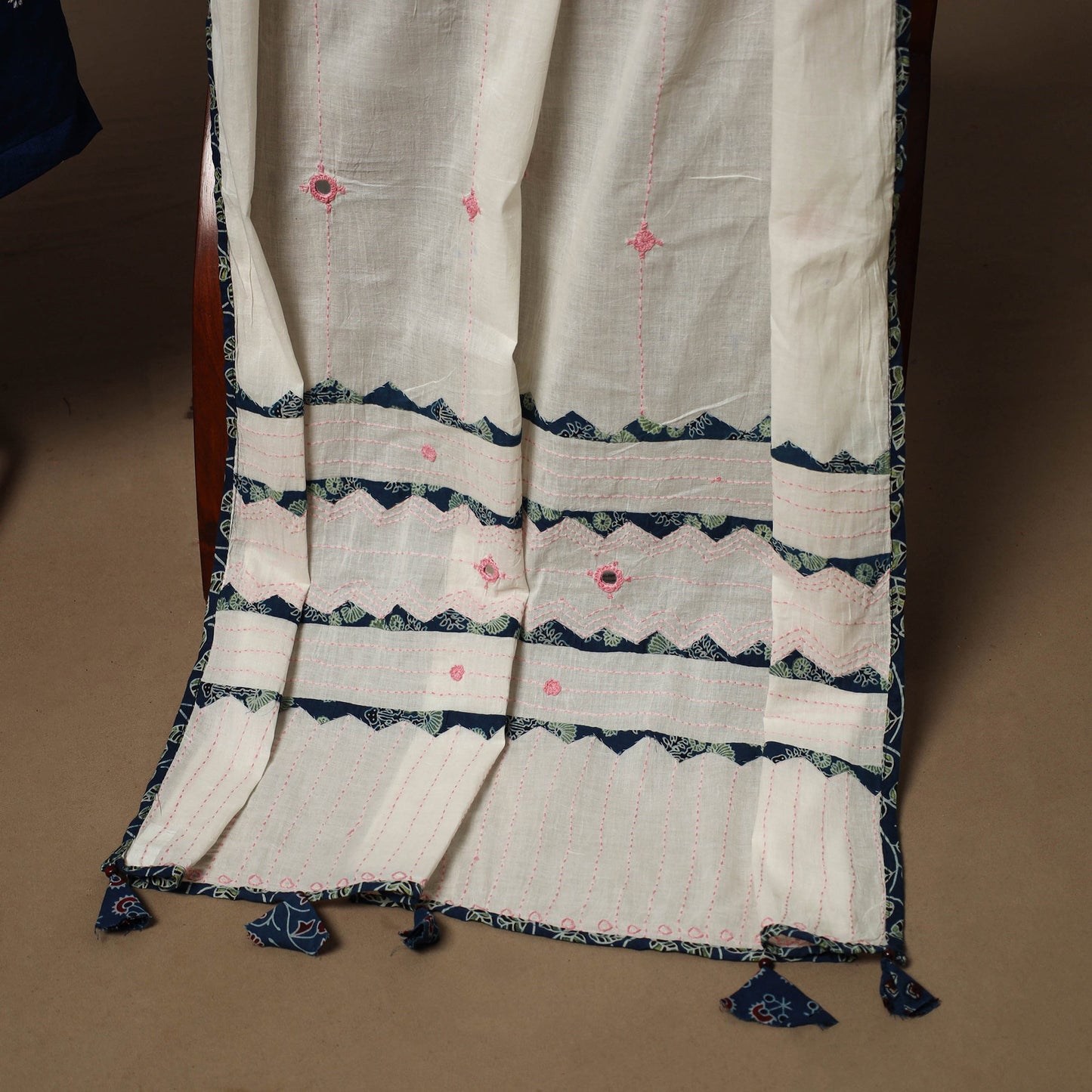 Thread buti cotton plain 2pc unstitched dress material