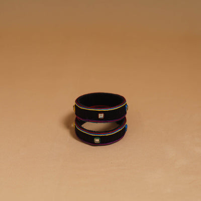 Thread kundan work handmade bangle (set of 2) 02