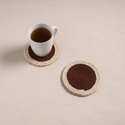 Thread work handcrafted coaster (set of 2) 06