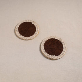 Thread work handcrafted coaster (set of 2) 06