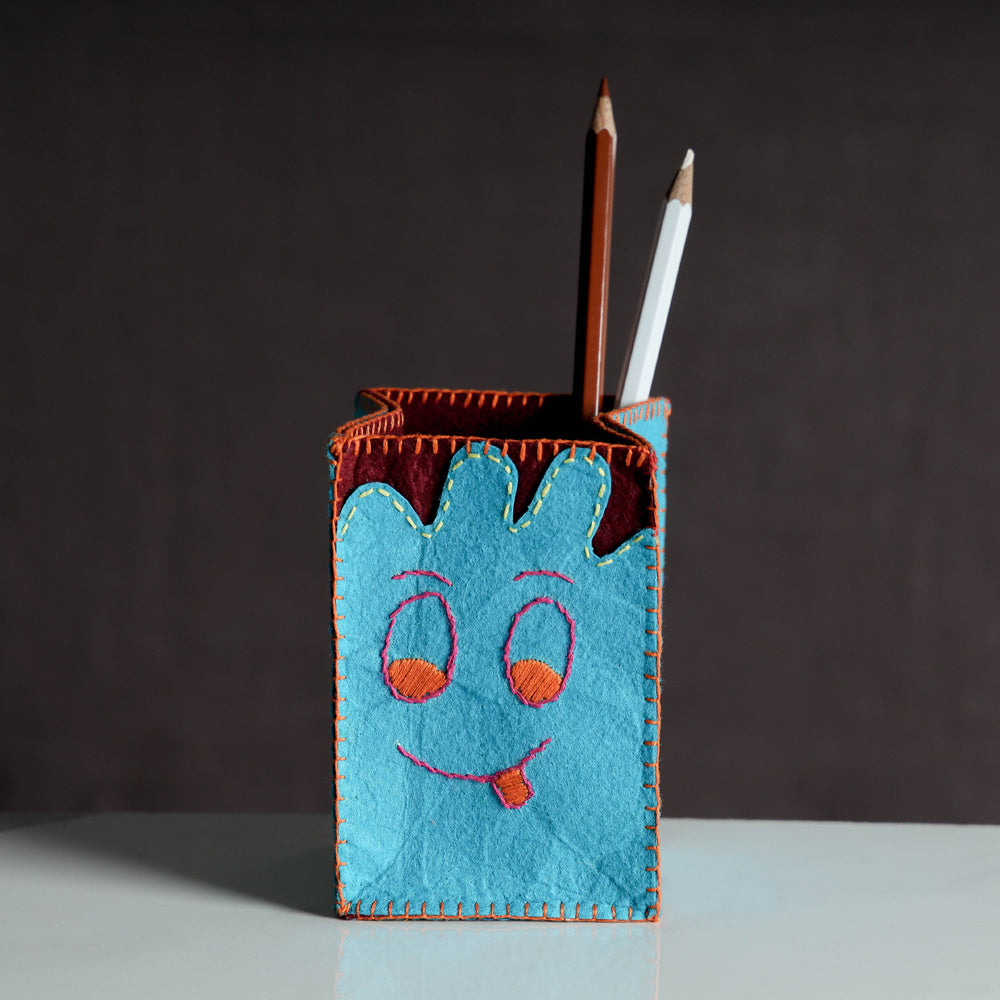  Threadwork Story Board Pen Stand - Toothy Online Shopping l iTokri.com 