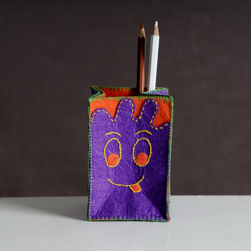  Threadwork Story Board Pen Stand - Toothy Online Shopping l iTokri.com 