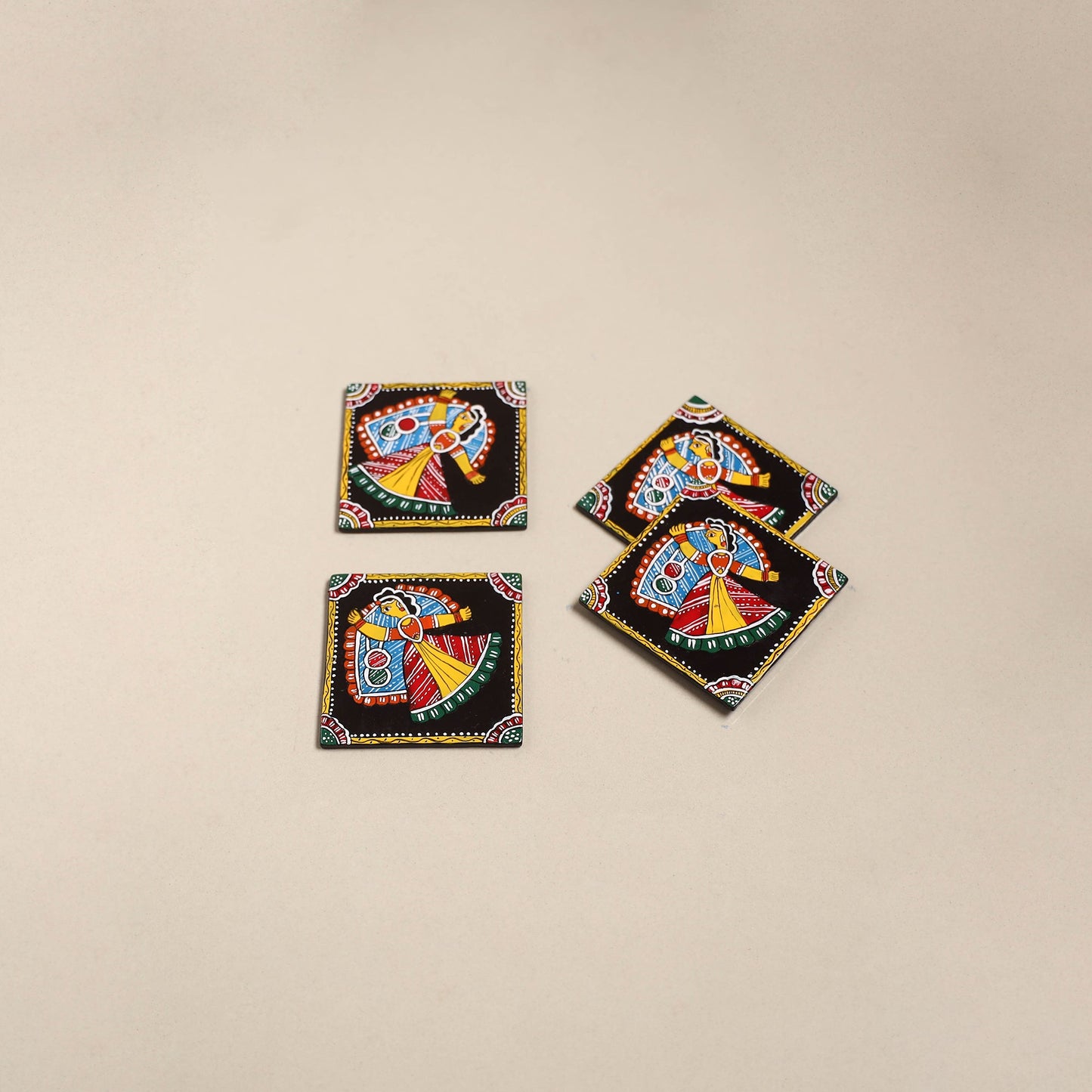 Tikuli art handpainted wooden coasters (set of 4) 08