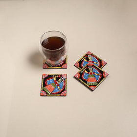 Tikuli art handpainted wooden coasters (set of 4) 09