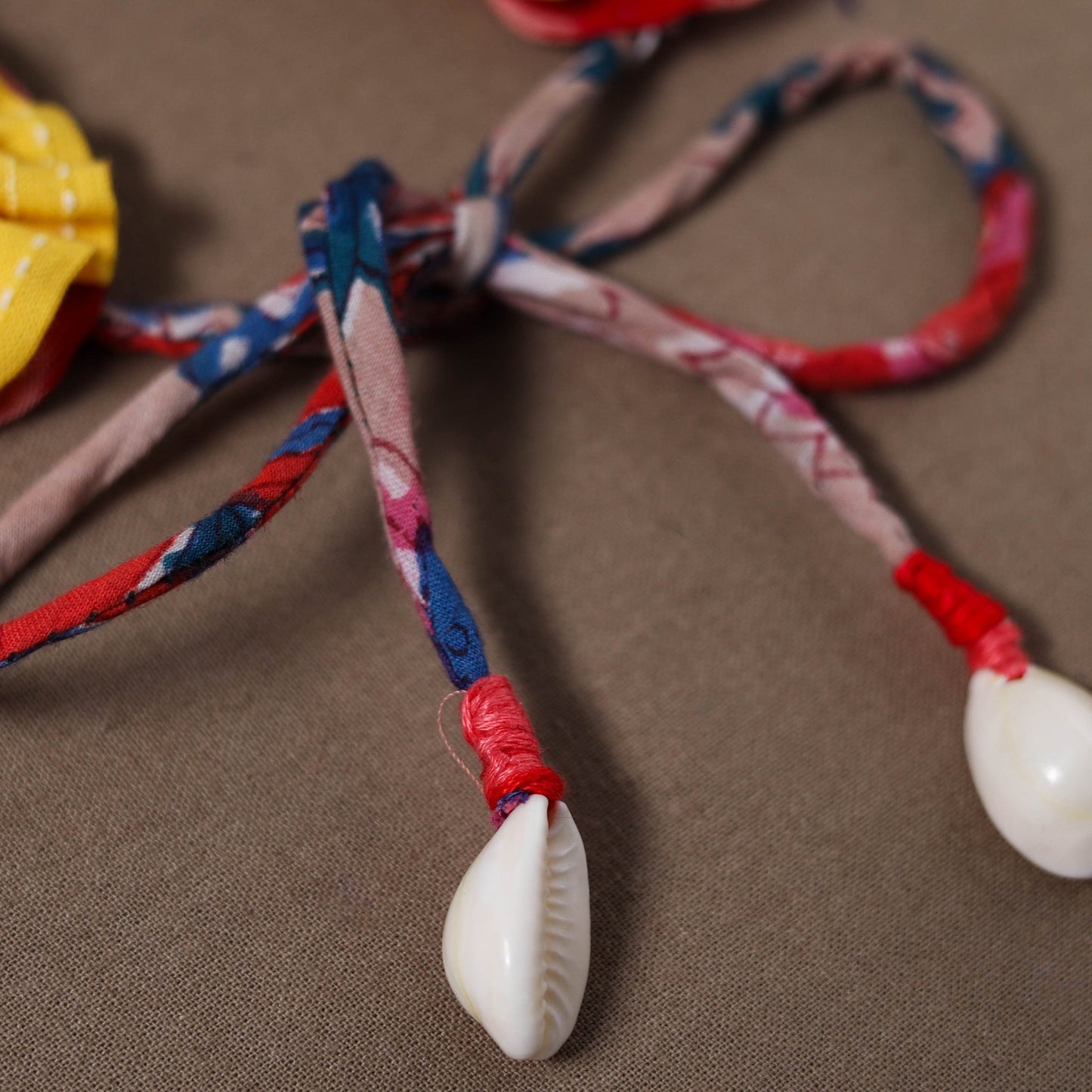  Traditional Handmade Fabart Basanti Gulab Gajra