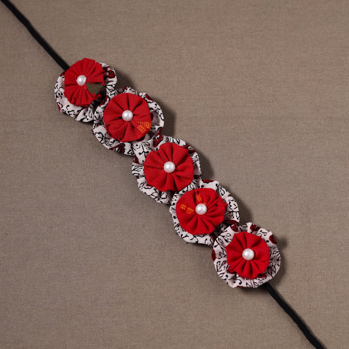  Traditional Handmade Fabart Gulabi Gajra