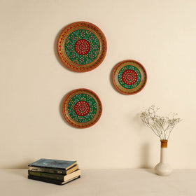 Traditional Handpainted Stainless Steel Plate (set of 3) 
