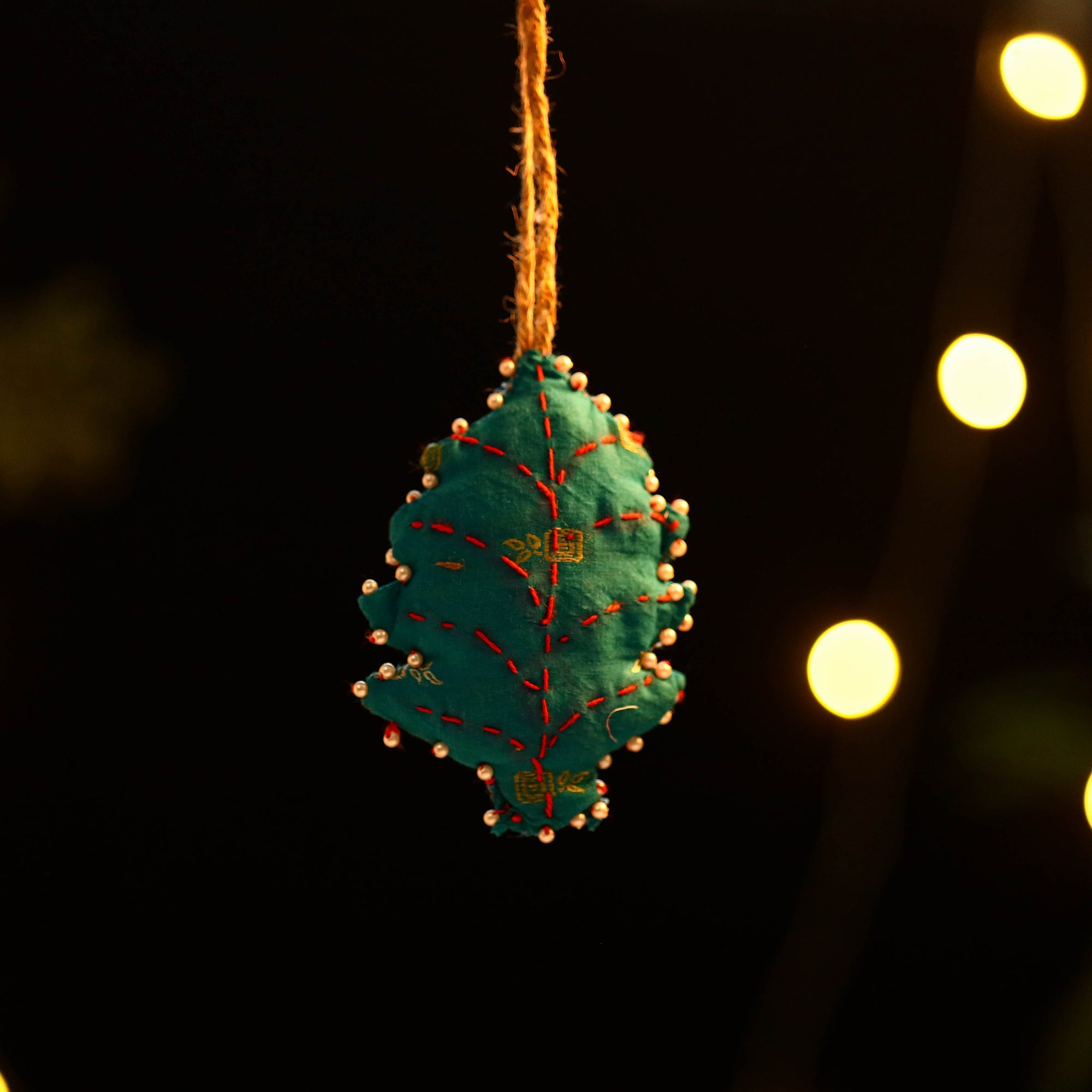  Buy Upcycled Thread & Beadwork X-Mas Decor Hanging