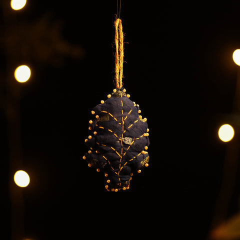  Buy Upcycled Thread & Beadwork X-Mas Decor Hanging