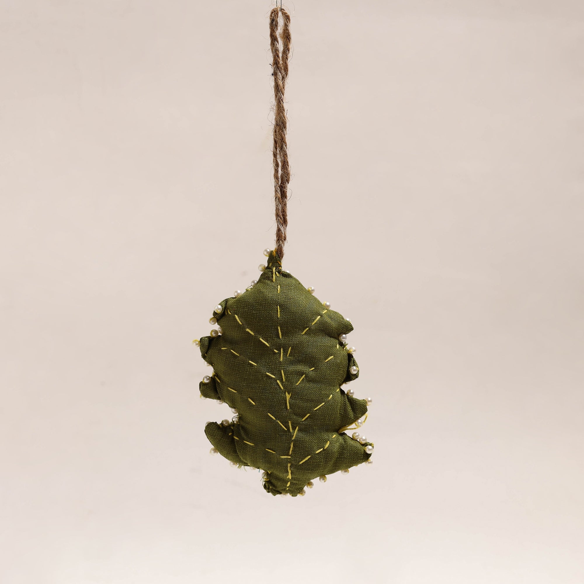  Buy Upcycled Thread & Beadwork X-Mas Decor Hanging