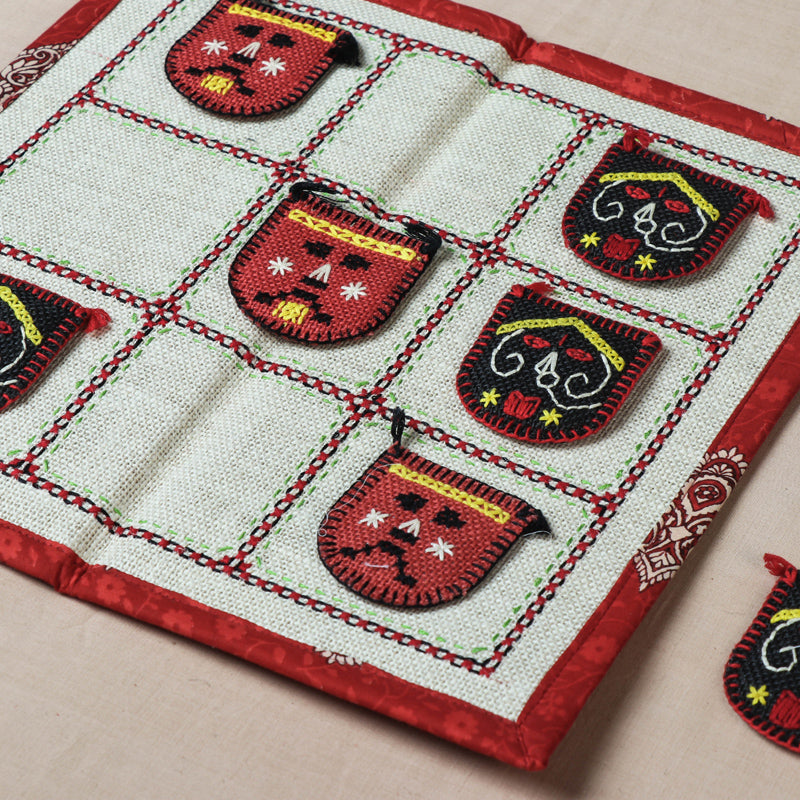  Tribal Hand Embroidered Jute Tic Tac Toe Game Online at iTokri.com 