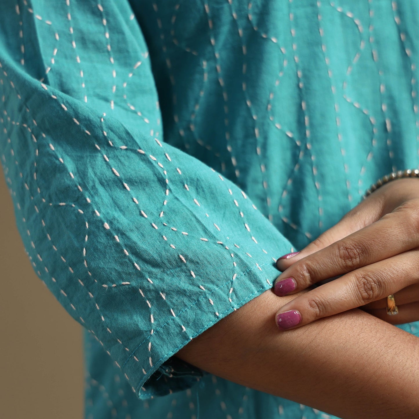 Buy Plain Cotton Tagai Work Long Kurta Online at iTokri.com