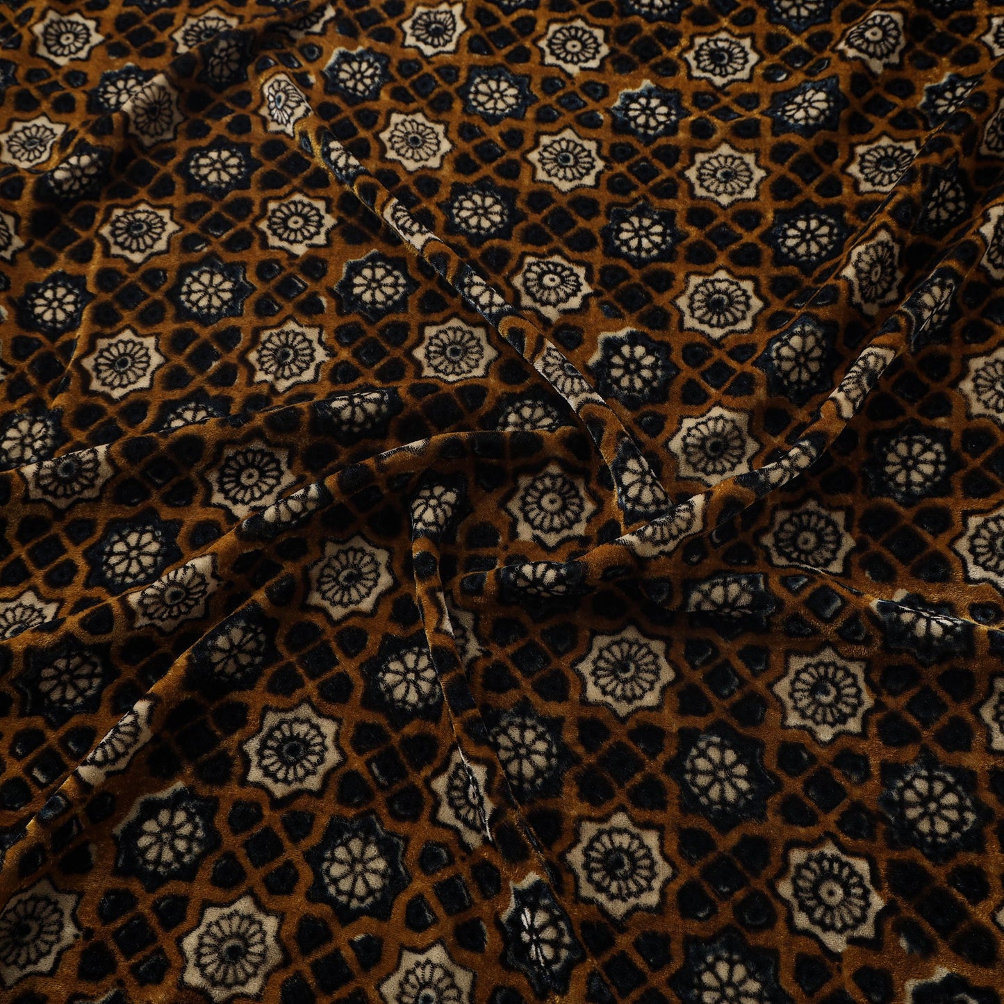 Velvet natural dyed fabric 03 - handcrafted