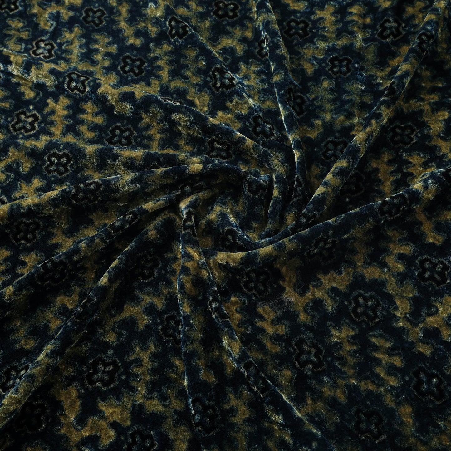 Velvet natural dyed fabric 04 - handcrafted