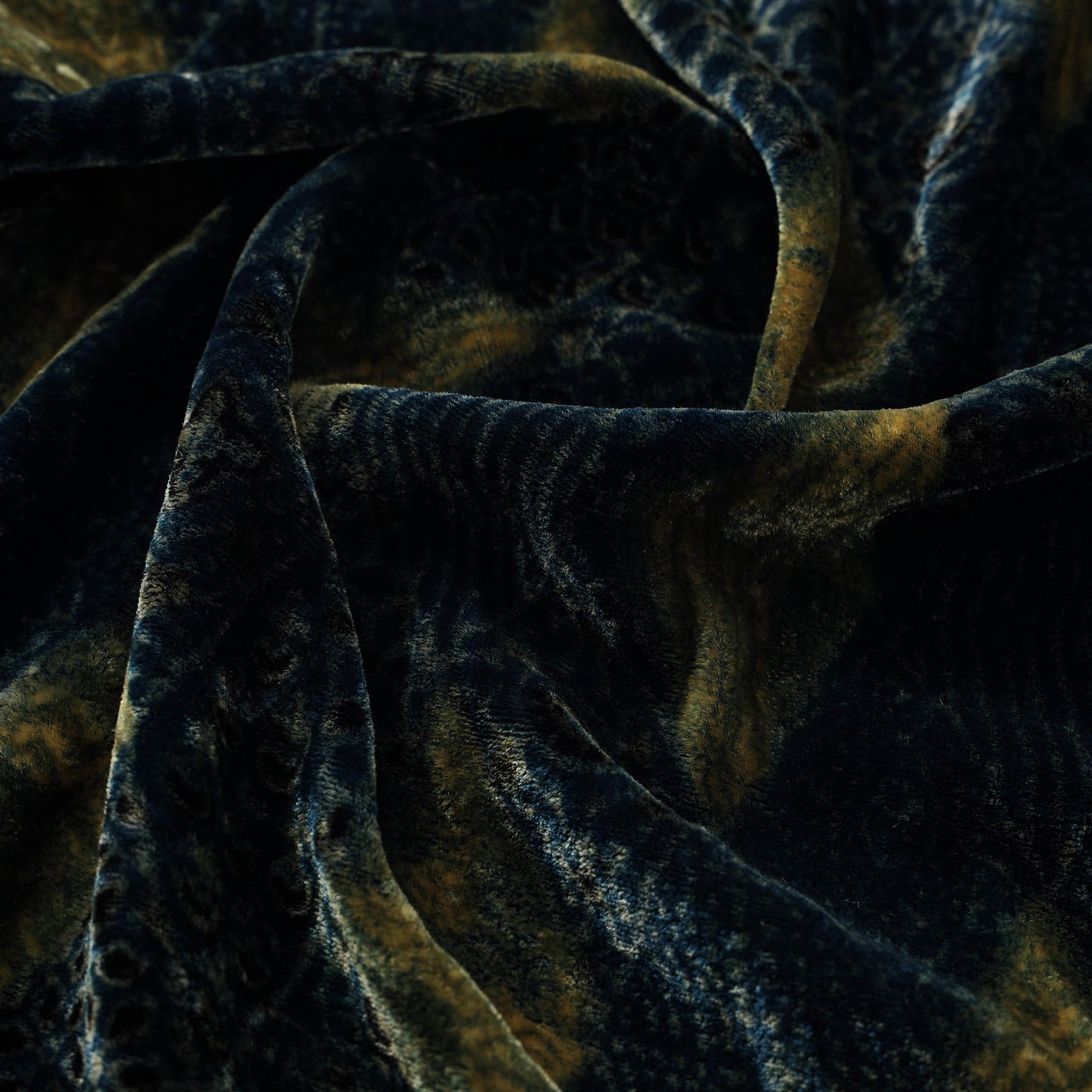 Velvet natural dyed fabric 07 - handcrafted