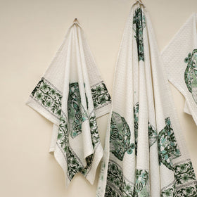 Waffle weave cotton handwoven sanganeri towel (set of 3) 15