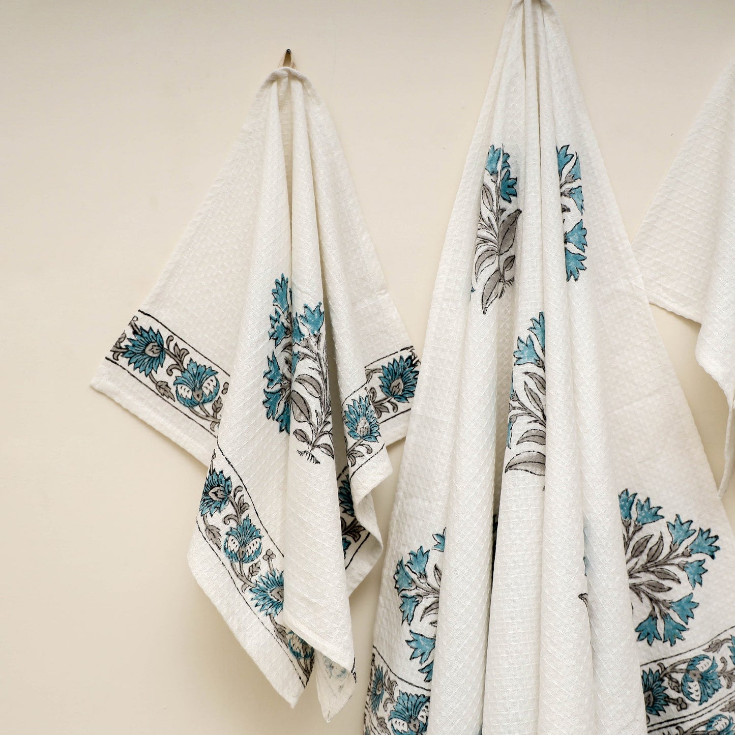 Waffle weave cotton handwoven sanganeri towel (set of 3) 16