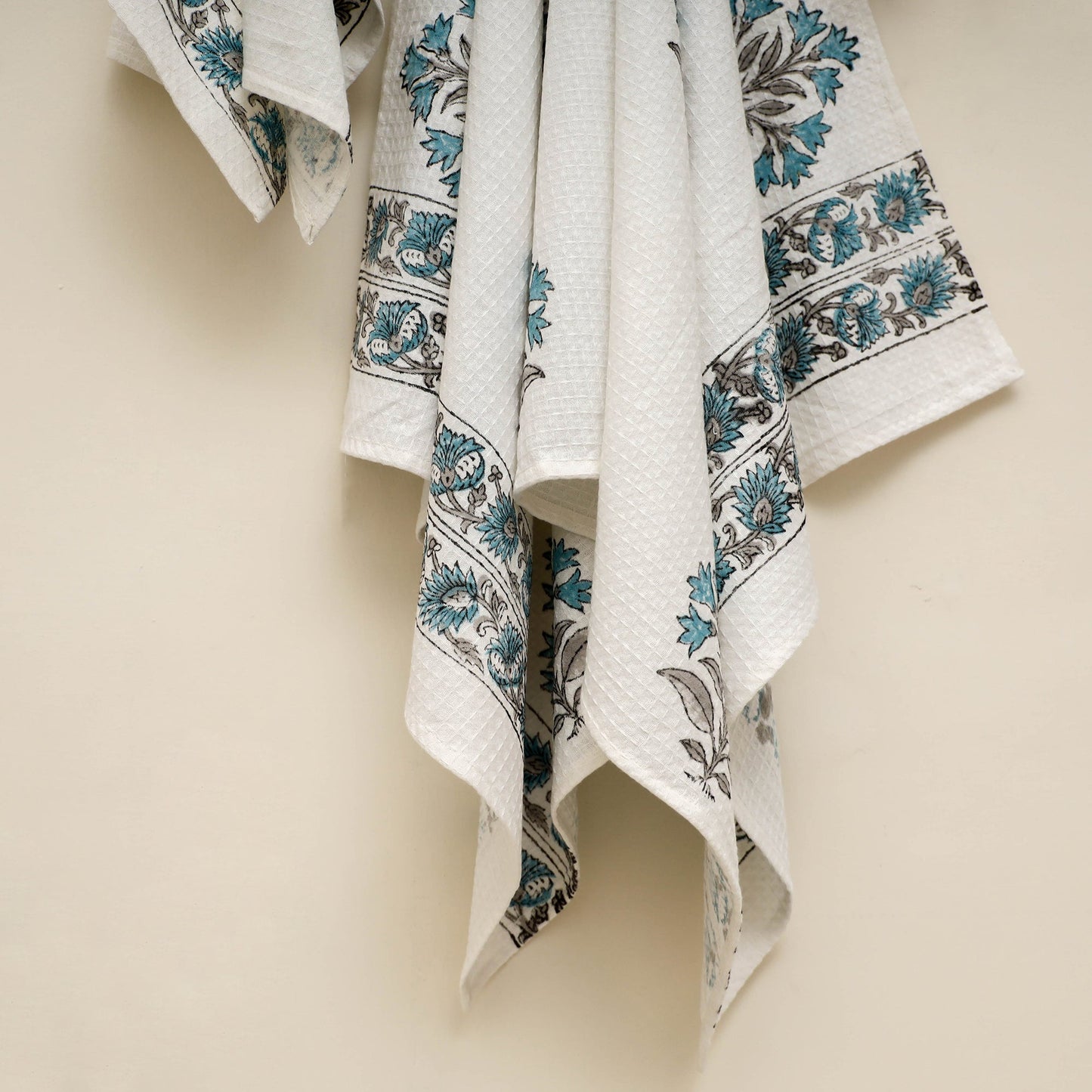 Waffle weave cotton handwoven sanganeri towel (set of 3) 16