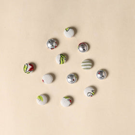  Whie Handmade Fabric Button Small at iTokri
