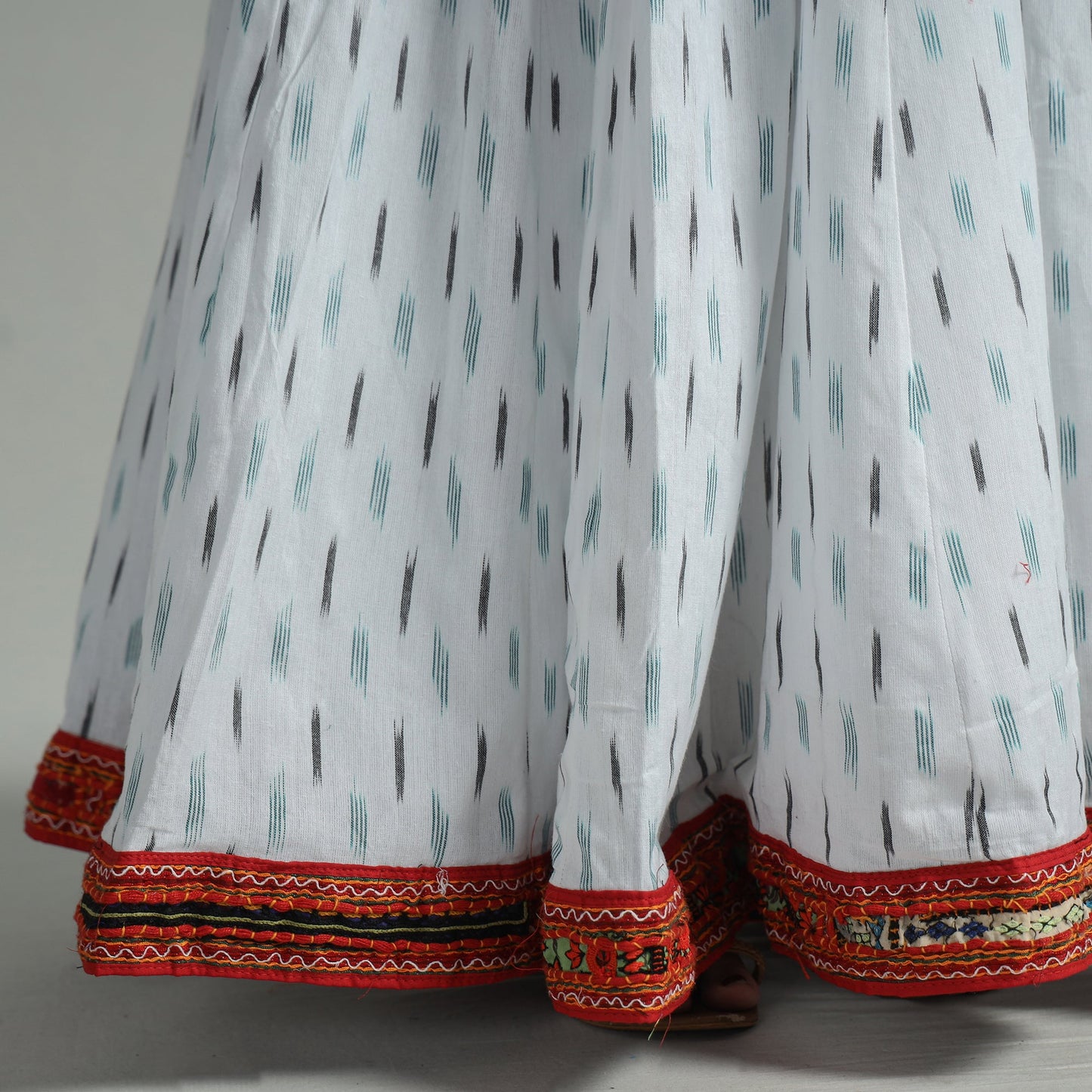 White - 24 kali cotton pochampally ikat skirt 26
