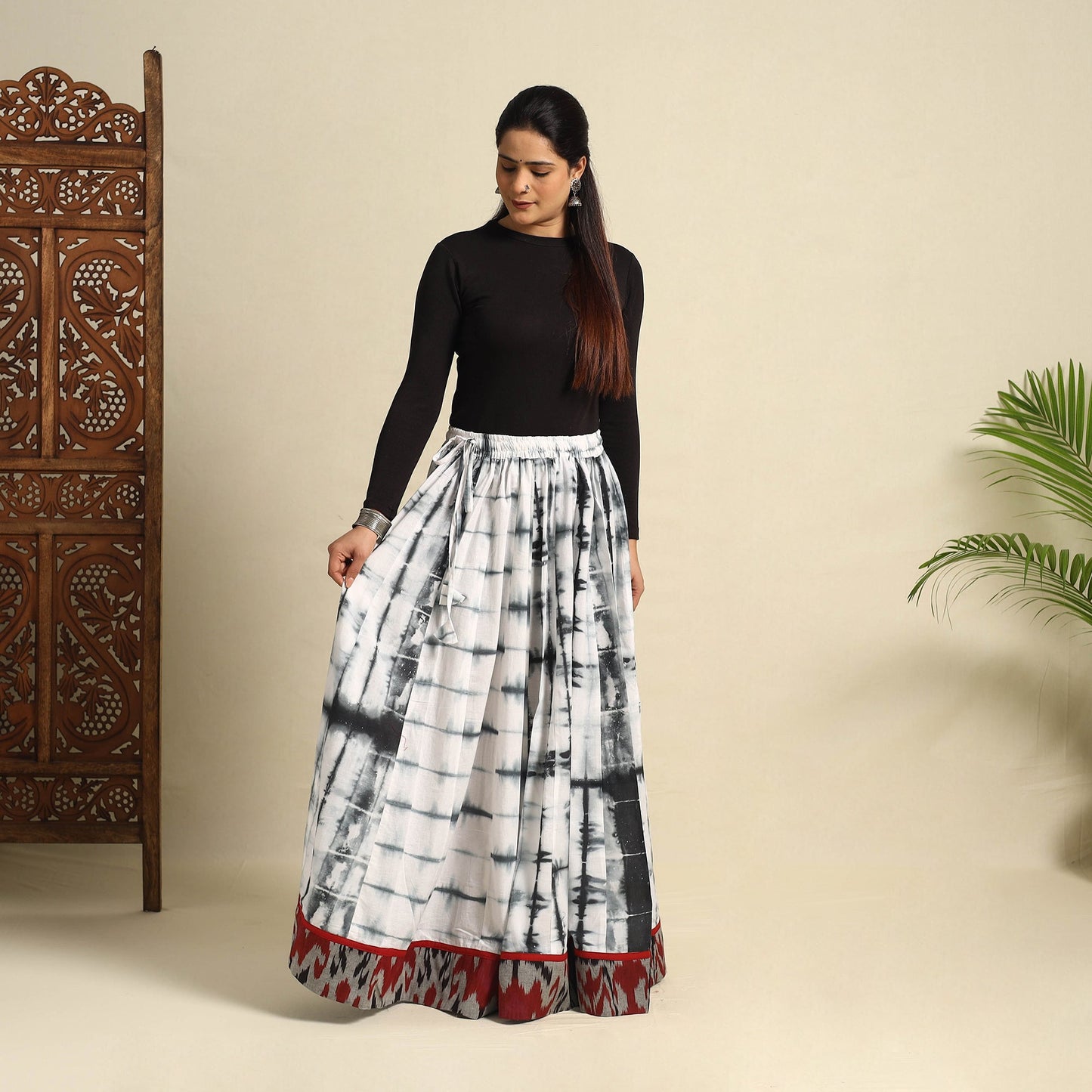 Buy 24 Kali White Patchwork Cotton Long Shibori Tie-Dye Skirt