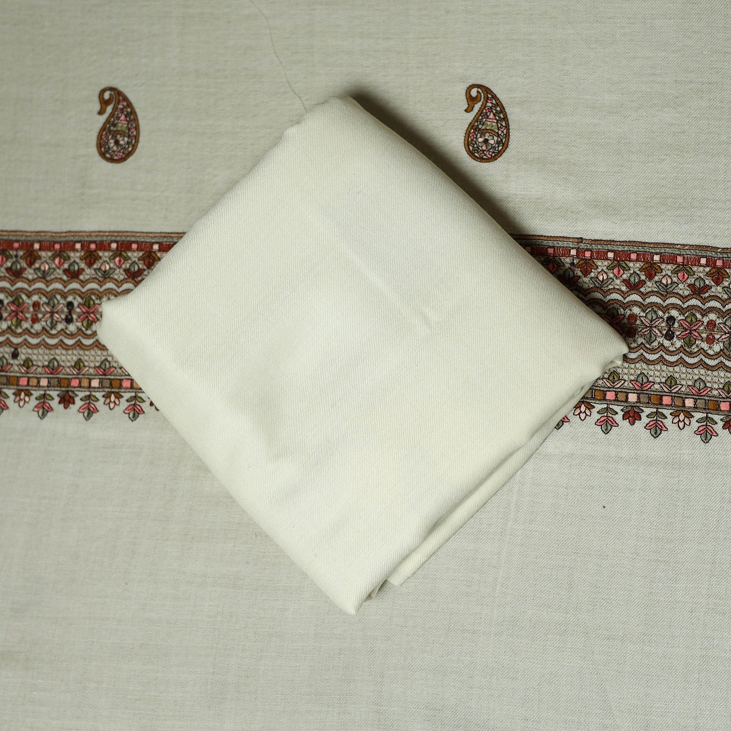 3pc chain stitch embroidered merino wool unstitched dress