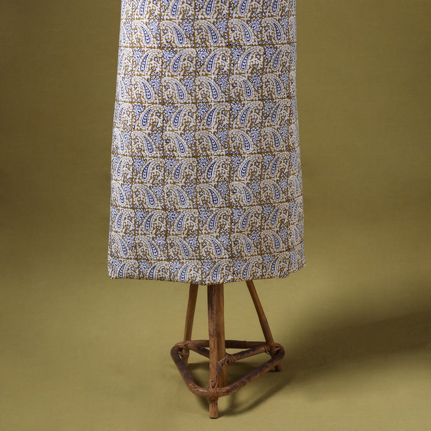 White - 3pc cotton bagh unstitched dress material