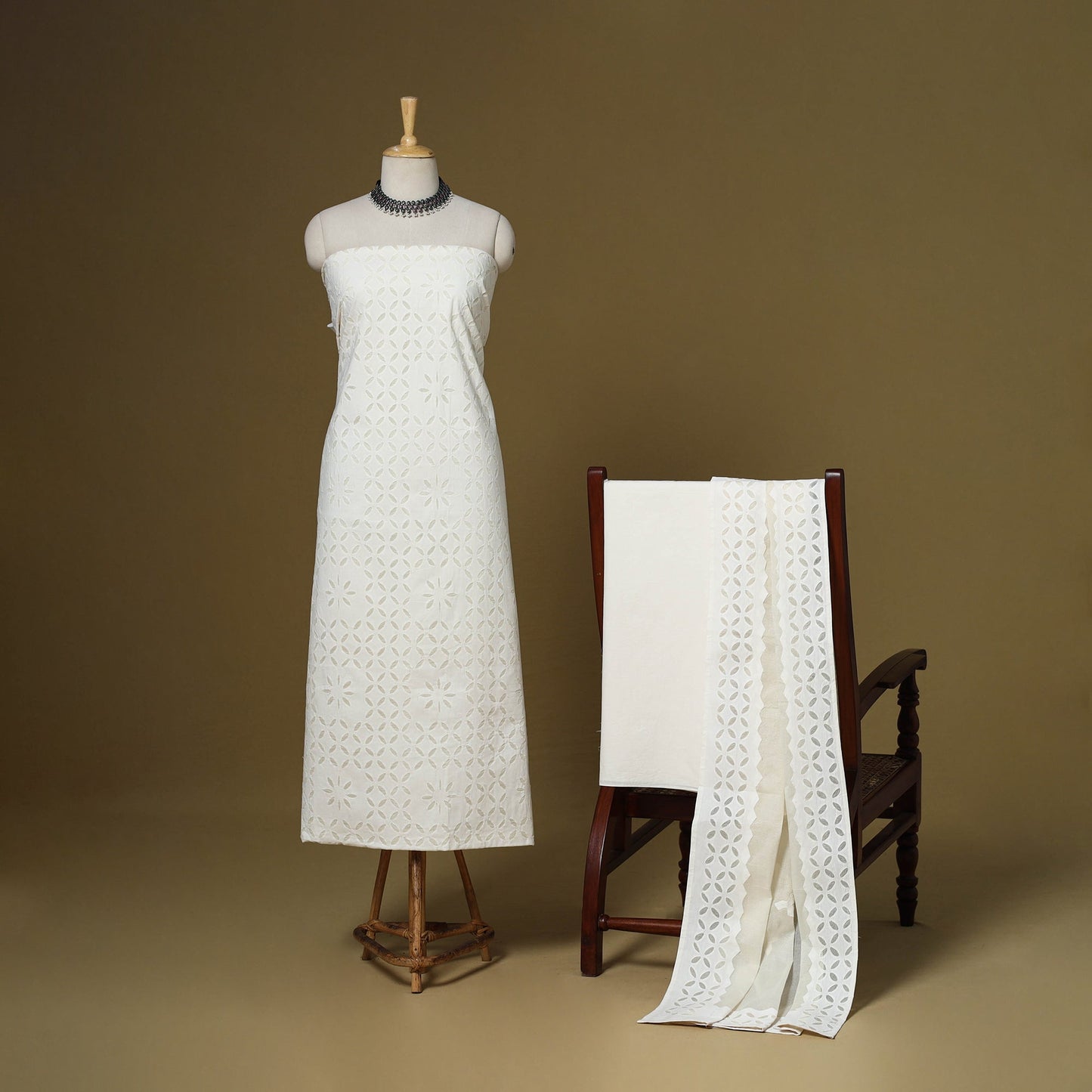 White - 3pc cotton unstitched barmer applique cut work