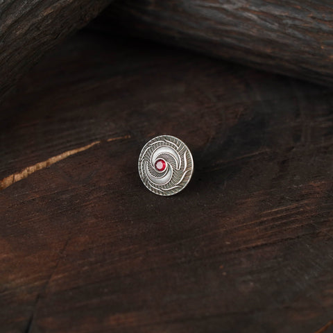 White - antique silver finish oxidised stone work ring 87