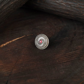 White - antique silver finish oxidised stone work ring 87