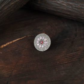 White - antique silver finish oxidised stone work ring 98