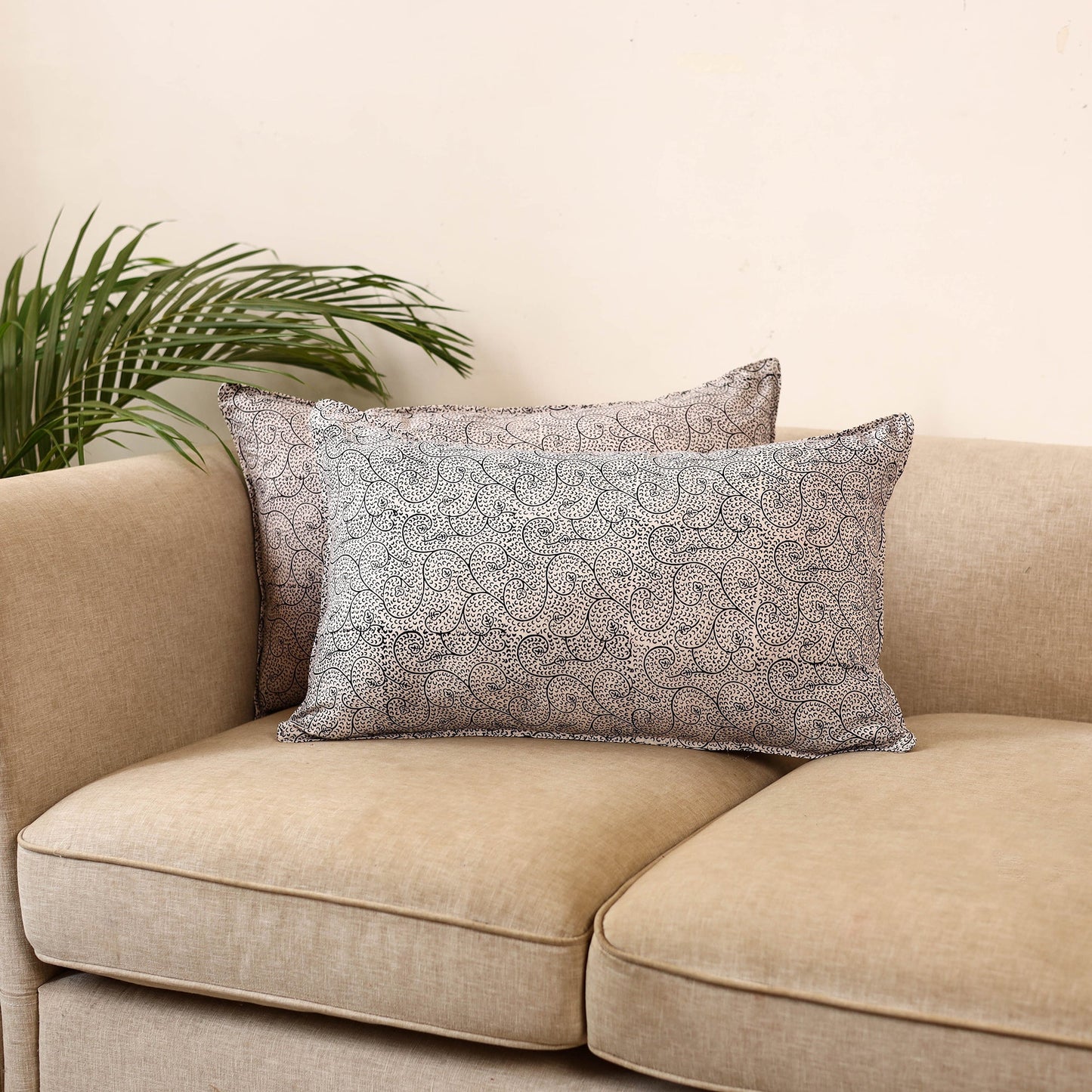 Bagh hand pillow cover (set of 2) 03 - handcrafted