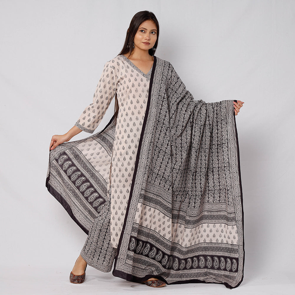 Buy Bagh Block Printed Cotton Long Kurta with Palazzo & Dupatta Set 03 Online l iTokri.com