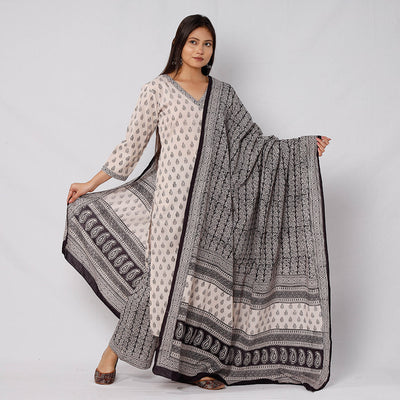 Buy Bagh Block Printed Cotton Long Kurta with Palazzo & Dupatta Set 03 Online l iTokri.com