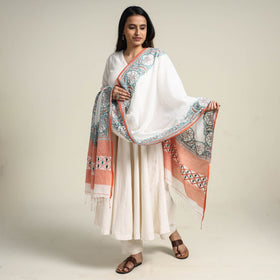 Bengal Kantha Embroidered Cotton Handloom Dupatta Online at iTokri.com