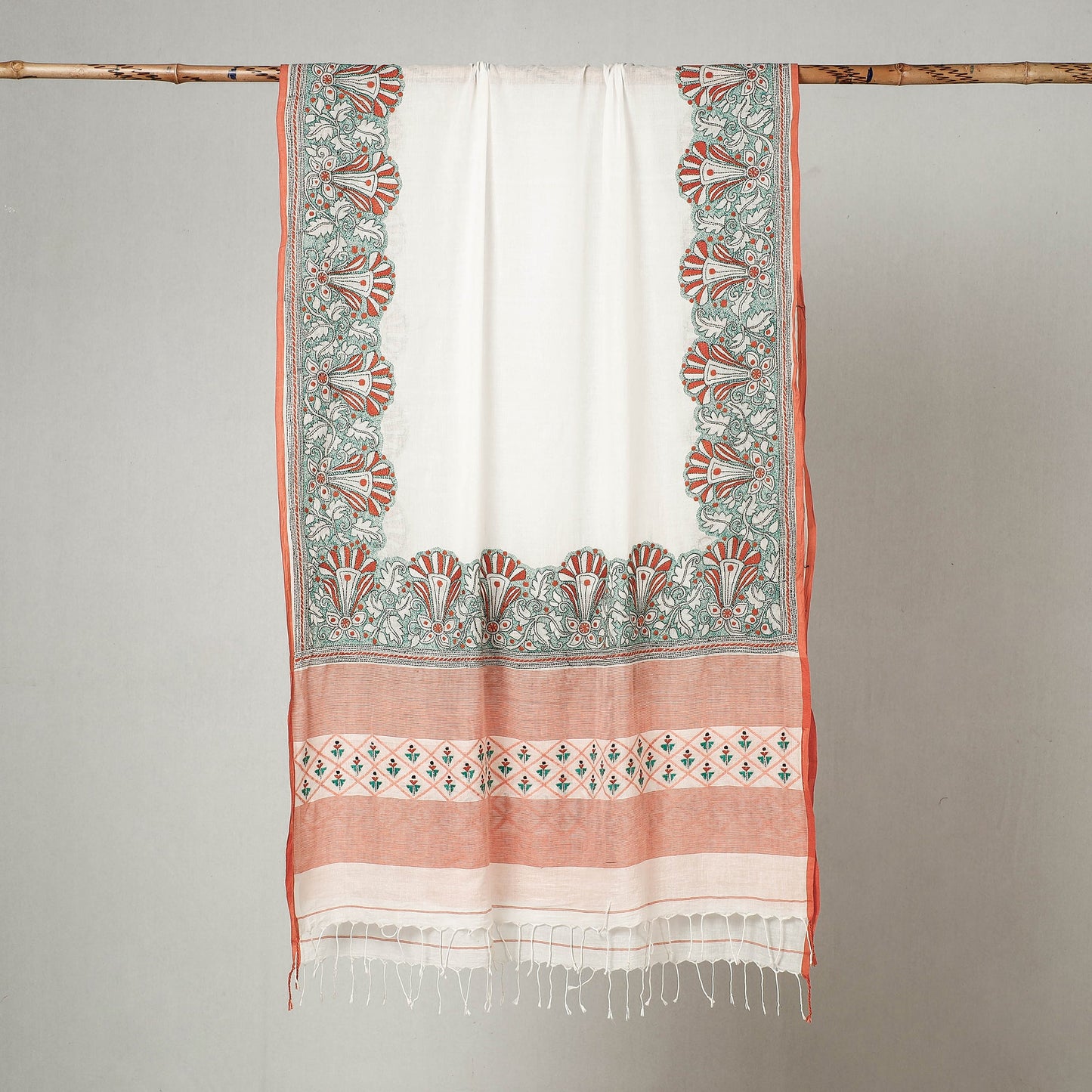  Bengal Kantha Embroidered Cotton Handloom Dupatta Online at iTokri.com