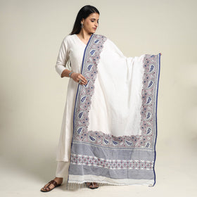 Buy Bengal Kantha Embroidered Cotton Handloom Dupatta Online at iTokri.com