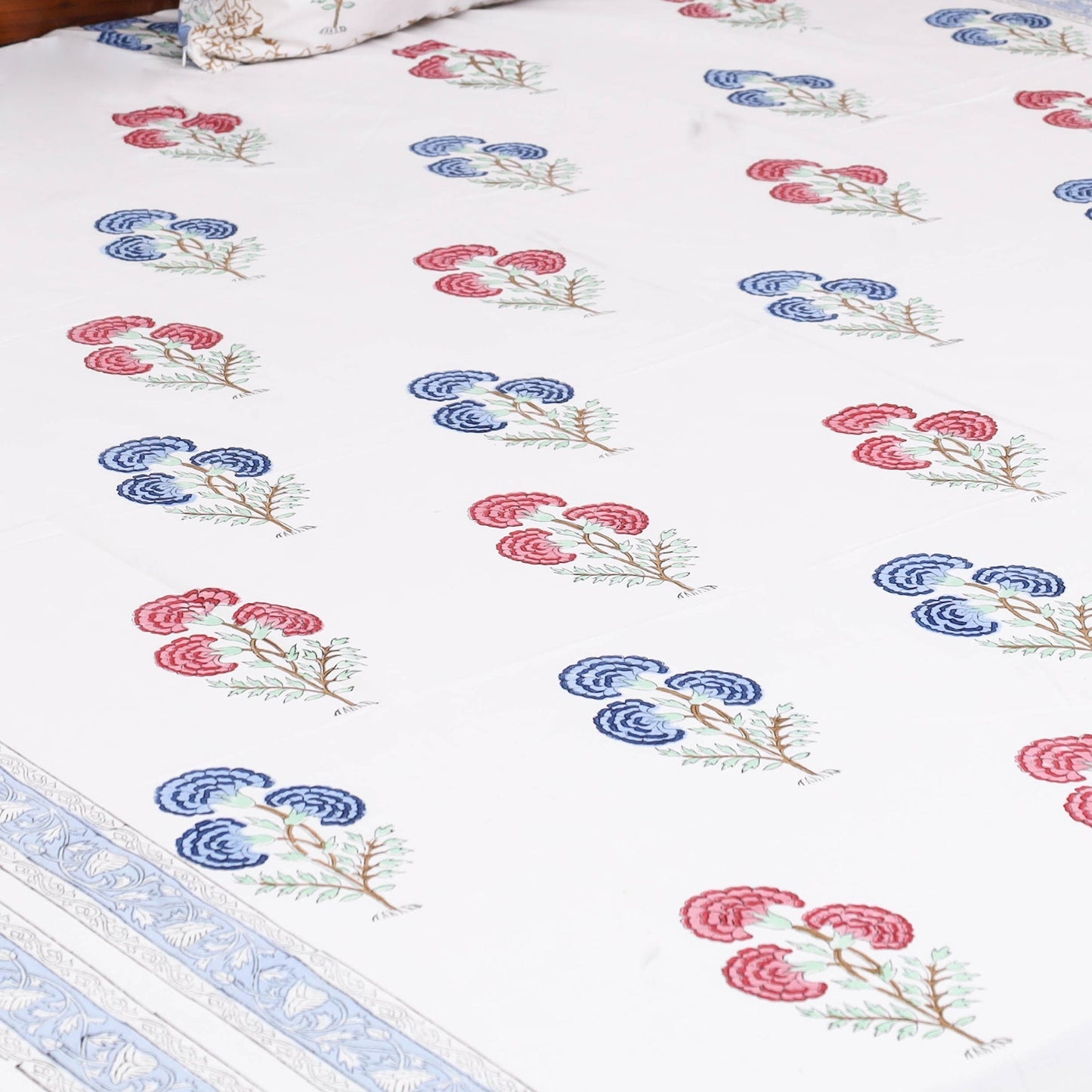 Cotton double sanganeri bed sheet set (108 x 90 in) 02