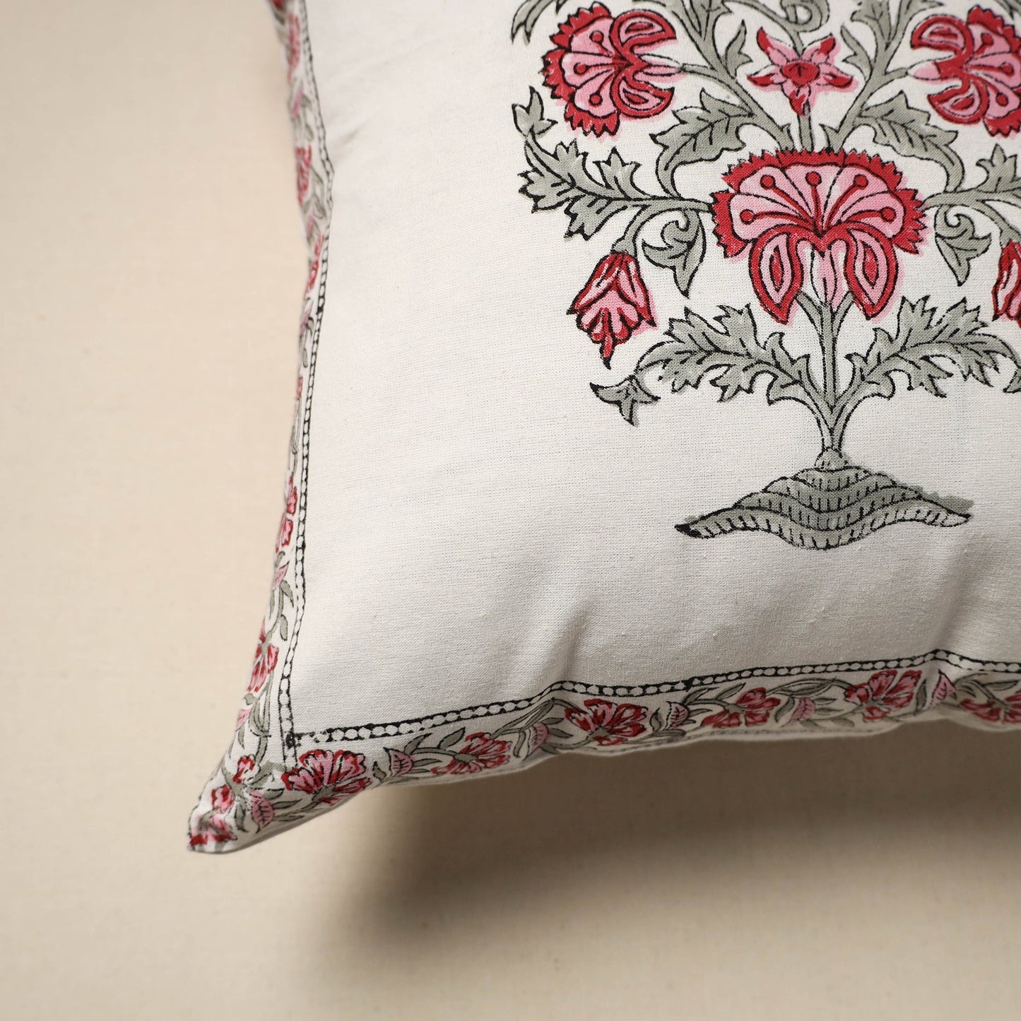 Cotton sanganeri cushion cover (16 x 16 in) 33 - handcrafted