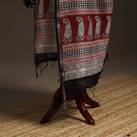 Chanderi silk bagh natural dyed dupatta with zari border 31