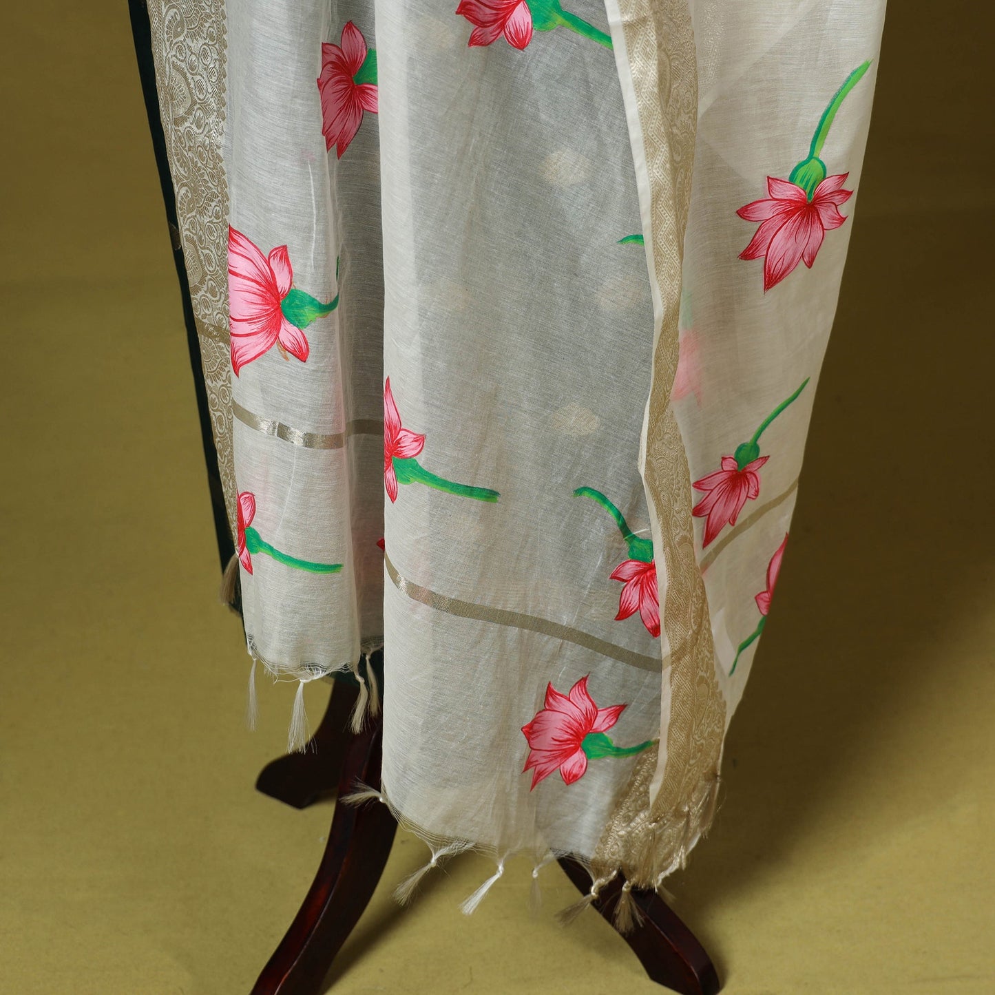 White - chanderi silk handpainted pichwai dupatta 01